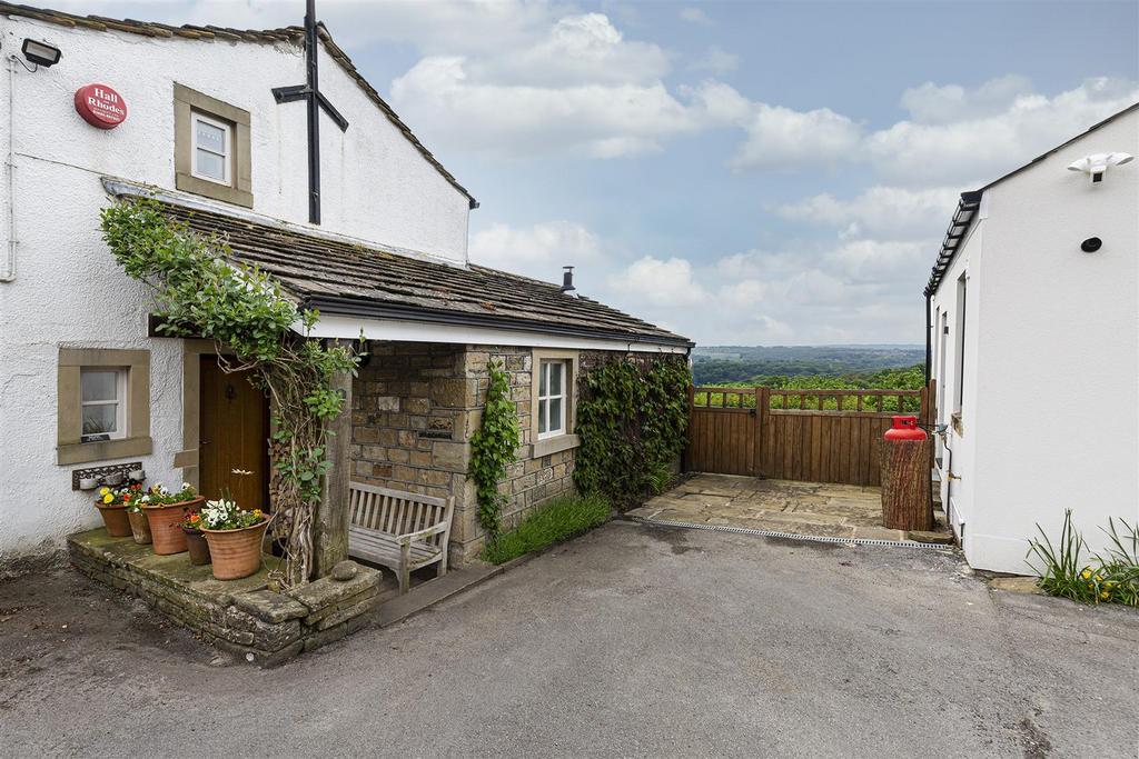 Northgate, Honley, Holmfirth 4 bed country house for sale £900,000