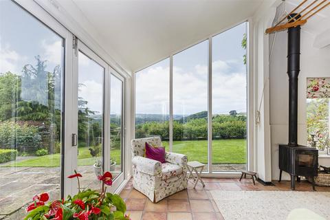 4 bedroom country house for sale, Northgate, Honley, Holmfirth