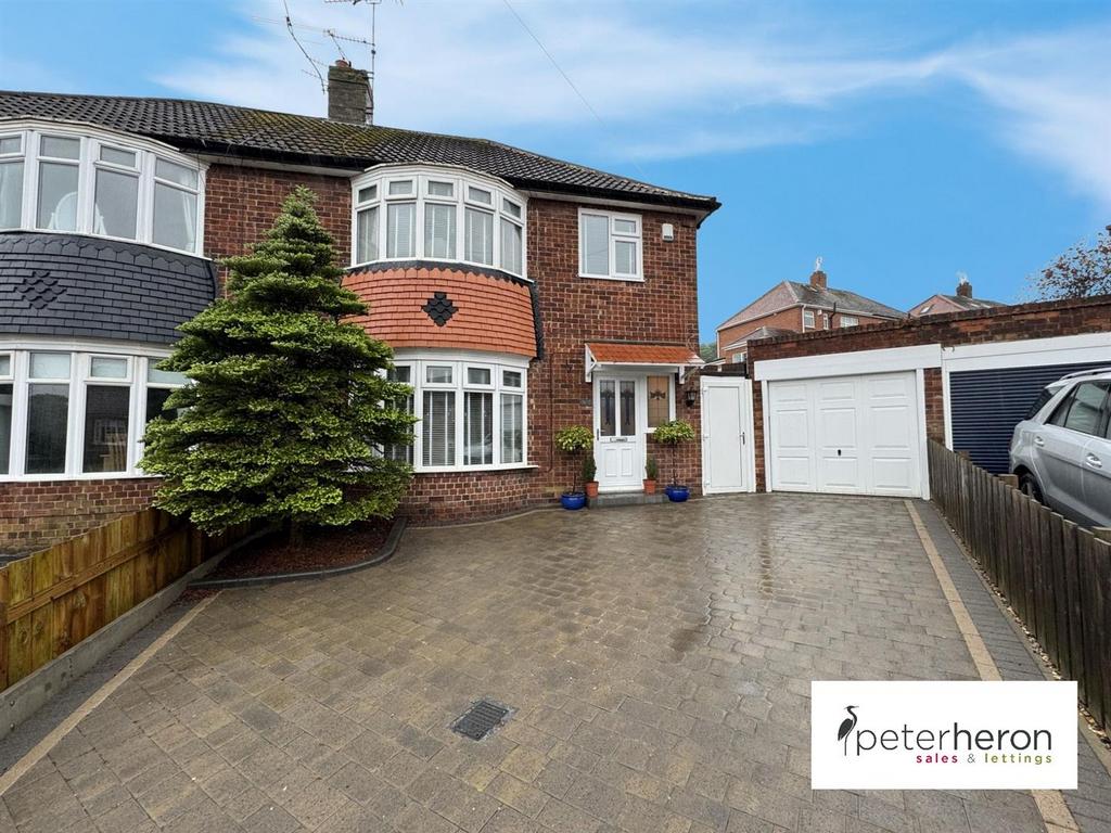 Harewood Gardens, High Barnes... 3 bed semidetached house for sale £