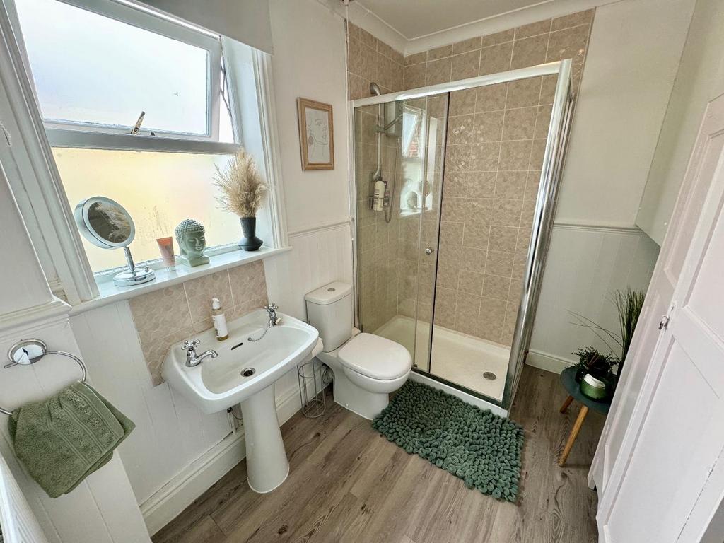 Family bathroom