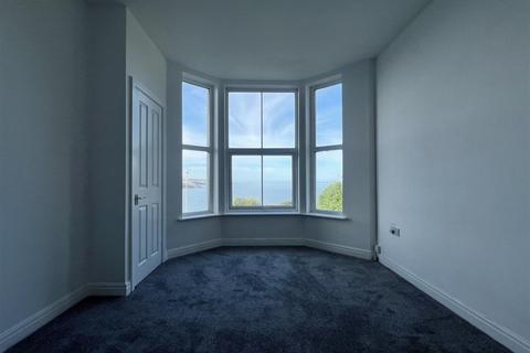 2 bedroom flat for sale, Castle Road, Scarborough