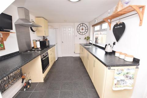 6 Columbia Road, Grimsby, DN32 8EA
