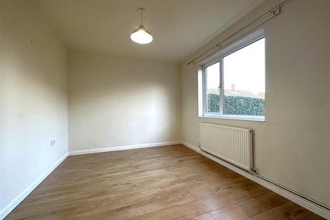 142 Grange Road, Newark, NG24 4PW