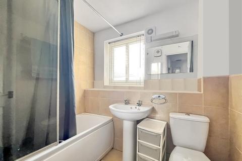 48 Taylor Close, Kingswood, Bristol, BS15 4BT