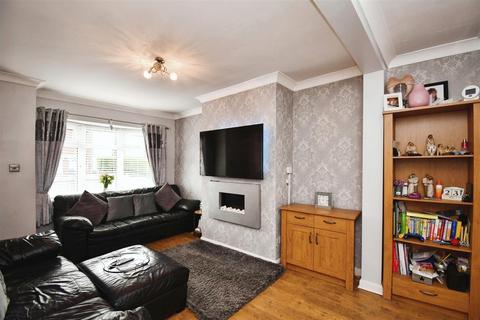 2 bedroom terraced house for sale, Ilford Road, Hull