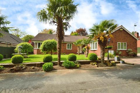 5 bedroom detached bungalow for sale, Temple Lane, Welton