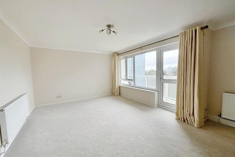 2 bedroom flat for sale, Upperton Road, Eastbourne