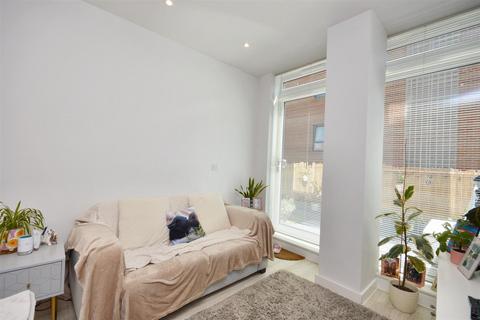 1 bedroom flat for sale, 20 Upperton Road, Eastbourne