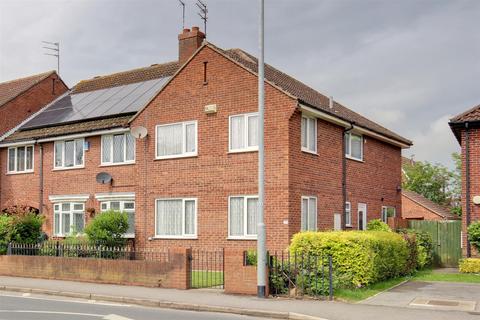 4 bedroom end of terrace house for sale, Northgate, Cottingham