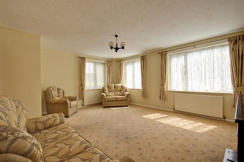 4 bedroom end of terrace house for sale, Northgate, Cottingham