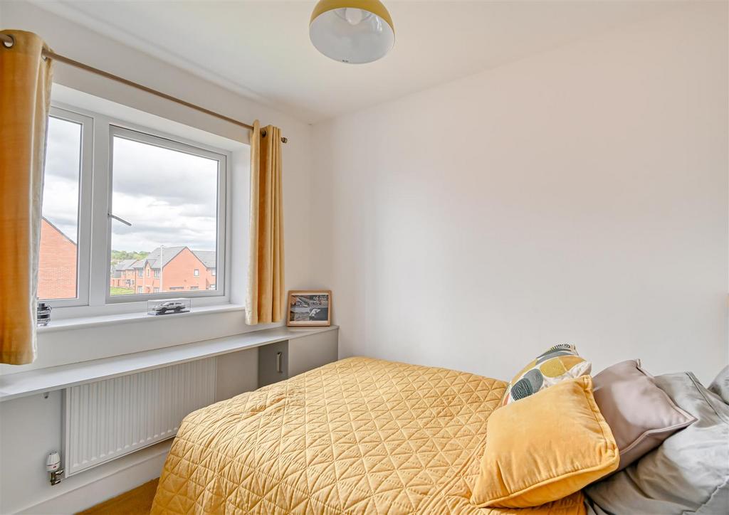 10 Greenford Drive-07.jpg
