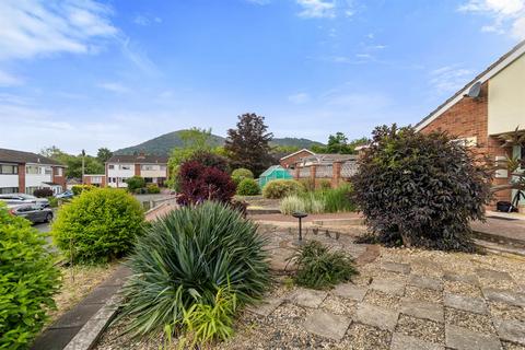2 bedroom semi-detached bungalow for sale, Meadway, Malvern, WR14 1SB
