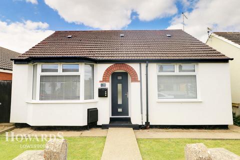 3 bedroom detached bungalow for sale, Poplar Road, Carlton Colville