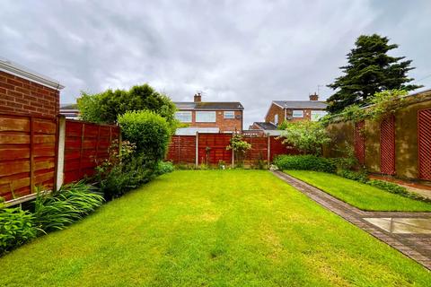 3 bedroom semi-detached house for sale, Walkers Lane, Sutton Manor