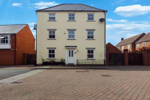 4 bedroom detached house for sale, Dunvant Road, Swindon SN25