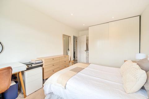 2 bedroom flat for sale, Epsom, Epsom KT17