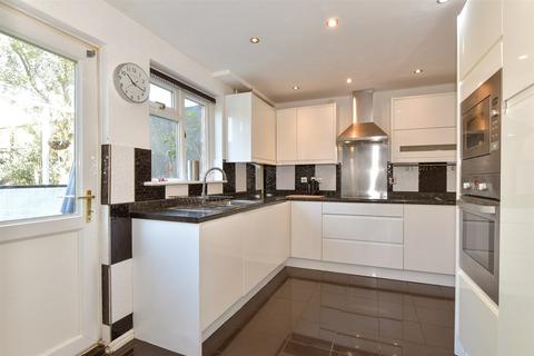 3 bedroom terraced house for sale, Maidstone Road, Rochester, Kent