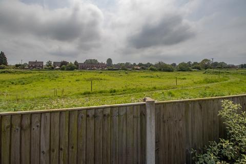 3 bedroom detached bungalow for sale, Sawmill Loke, Mileham