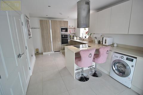 4 bedroom semi-detached house for sale, Temple Road, Sale, Cheshire