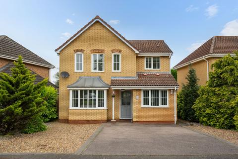 4 bedroom detached house for sale, Moat Way, Swavesey, CB24
