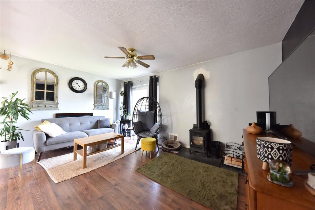 Redwood Lane, RAF Lakenheath... 3 bed terraced house for sale £240,000