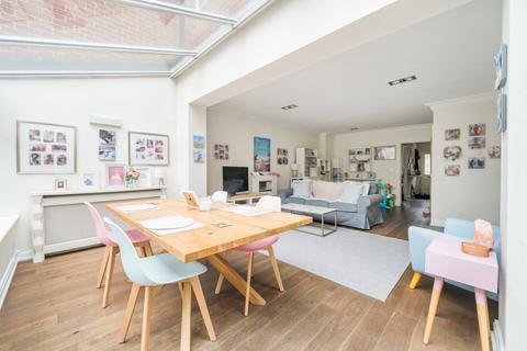 8 Elder Crescent, Lindford, Bordon, GU35 0RF