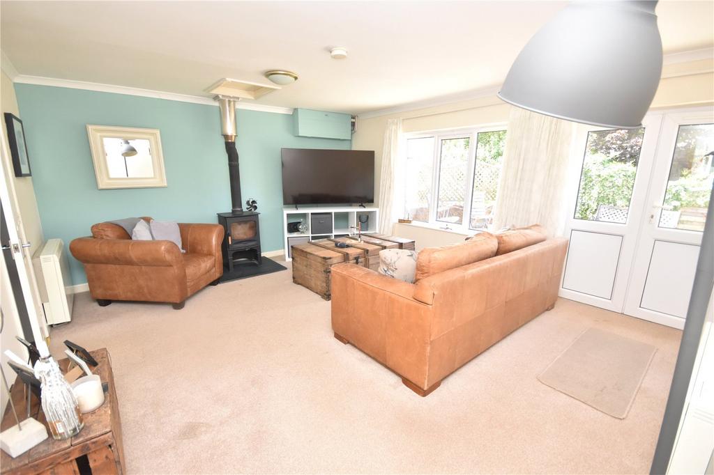 Holford, Bridgwater, Somerset, TA5 2 bed bungalow for sale £325,000