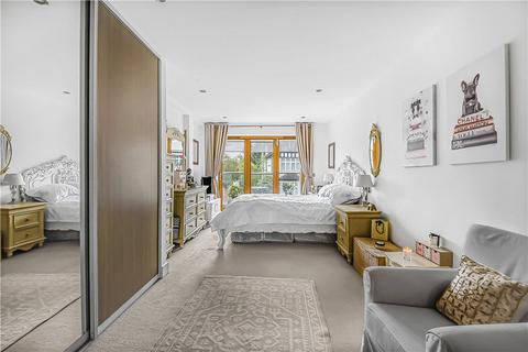 2 bedroom apartment for sale, Pyrford Road, Surrey KT14