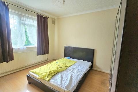 83a Reading Road, Northolt, UB5 4PJ