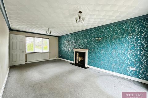 4 bedroom detached house for sale, 3 Maes y Gog, Rhyl, Denbighshire LL18 4QA