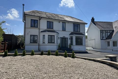 4 bedroom detached house for sale, 101 Heol Cennen, Ffairfach, Llandeilo, Carmarthenshire.