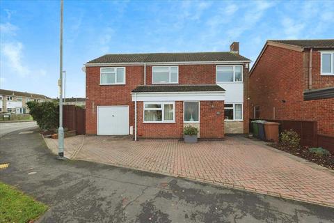 4 bedroom detached house for sale, Antrim Road, Lincoln