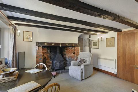 4 bedroom house for sale, Lurcock Cottage, The Square, Lenham, Maidstone, Kent, ME17 2PG