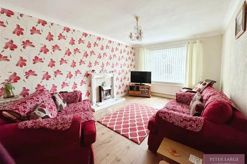 2 bedroom detached bungalow for sale, 22 Lon Cwybr, Rhuddlan, LL18 2SX