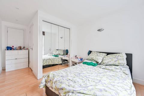2 bedroom flat for sale, Dryden Building, Commercial Road, Aldgate, London, E1