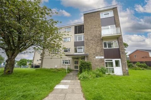 3 bedroom apartment for sale, Fir Tree Approach, Leeds, West Yorkshire