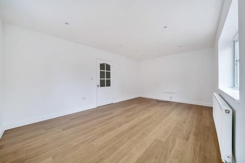 23 Willow Walk, Spalding, PE11 1UT