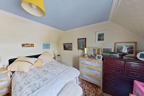 Ruthadam, 11 Midtown, Dalry, Castle Douglas, DG7 3UT
