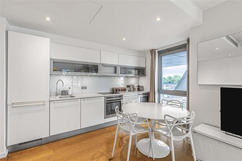 2 bedroom flat for sale, Eastfields Avenue, SW18