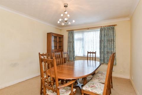 4 bedroom chalet for sale, Crescent Drive North, Woodingdean, Brighton, East Sussex