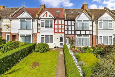 83 Ashley Avenue, Folkestone, CT19 4PJ