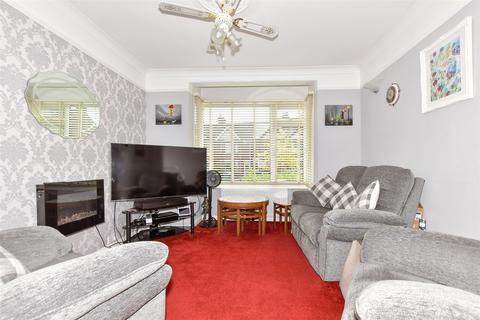 83 Ashley Avenue, Folkestone, CT19 4PJ