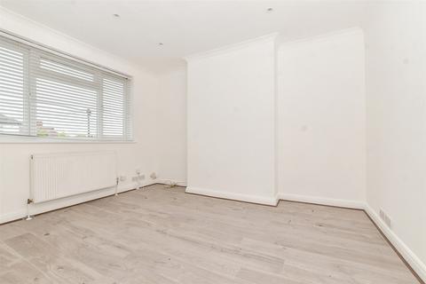 2 bedroom maisonette for sale, Robinhood Lane, Mitcham, Surrey