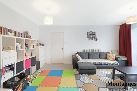36 Cedar Court, Epping, CM16 4HL