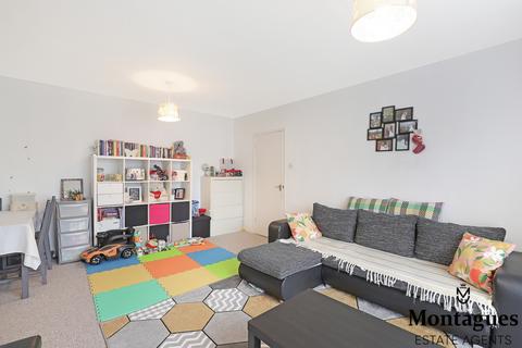 36 Cedar Court, Epping, CM16 4HL