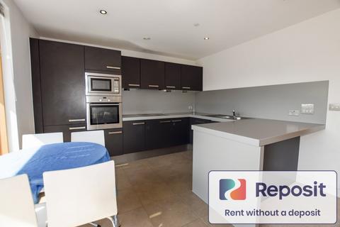 2 bedroom flat to rent, Cypress Place, 9 New Century Park, Green Quarter, Manchester, M4