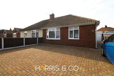 1 bedroom semi-detached bungalow for sale, Neville Avenue, Thornton-Cleveleys, FY5