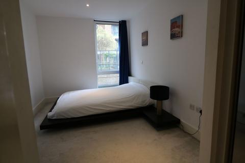 2 bedroom block of apartments to rent, Plumstead Road, London SE18