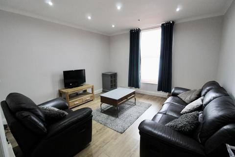 2 bedroom flat to rent, Urquhart Road, Ground Floor, Aberdeen, AB24