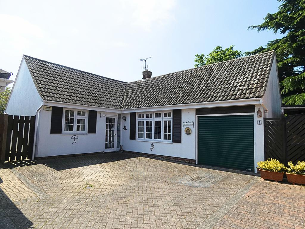 West Mersea, CO5 8PY 2 bed detached bungalow for sale £420,000